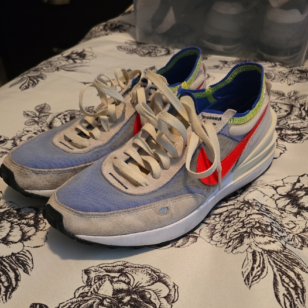Nike Men’s Sneakers - Light Blue, Cream with Red Swoosh